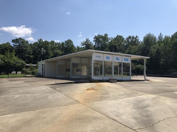 206 E Washington St, Mebane, NC 27302